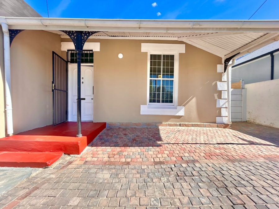 2 Bedroom Property for Sale in Plumstead Western Cape